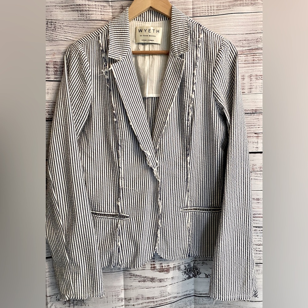 WYETH by Todd Magill, seersucker blazer.